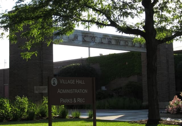 Lincolnwood, Illinois, a Cook County community where we plan retirements for North Shore families