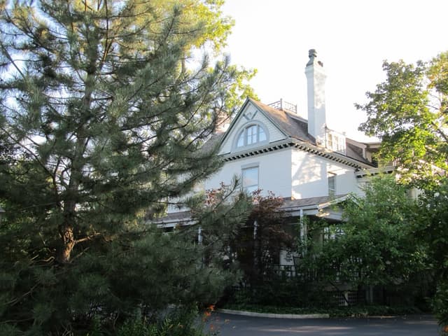 Winnetka, Illinois, a Cook County community where we plan retirements for North Shore families